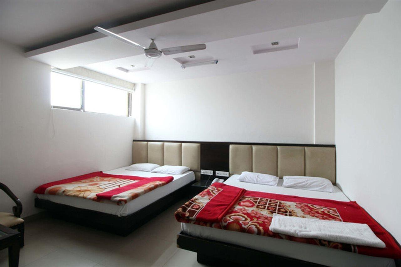 Hotel Shri Vinayak In City Centre At New Delhi Railway Station-By Rcg Hotels Esterno foto