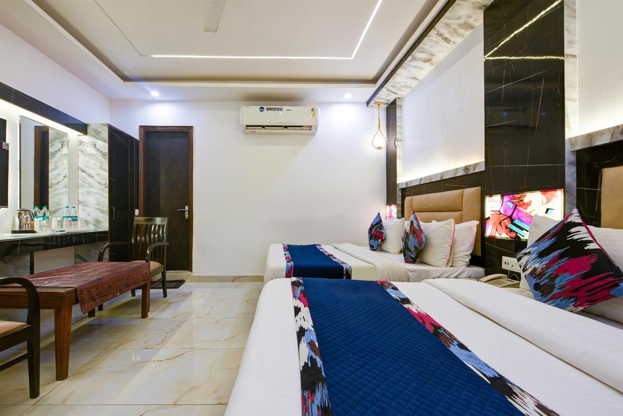 Hotel Shri Vinayak In City Centre At New Delhi Railway Station-By Rcg Hotels Esterno foto