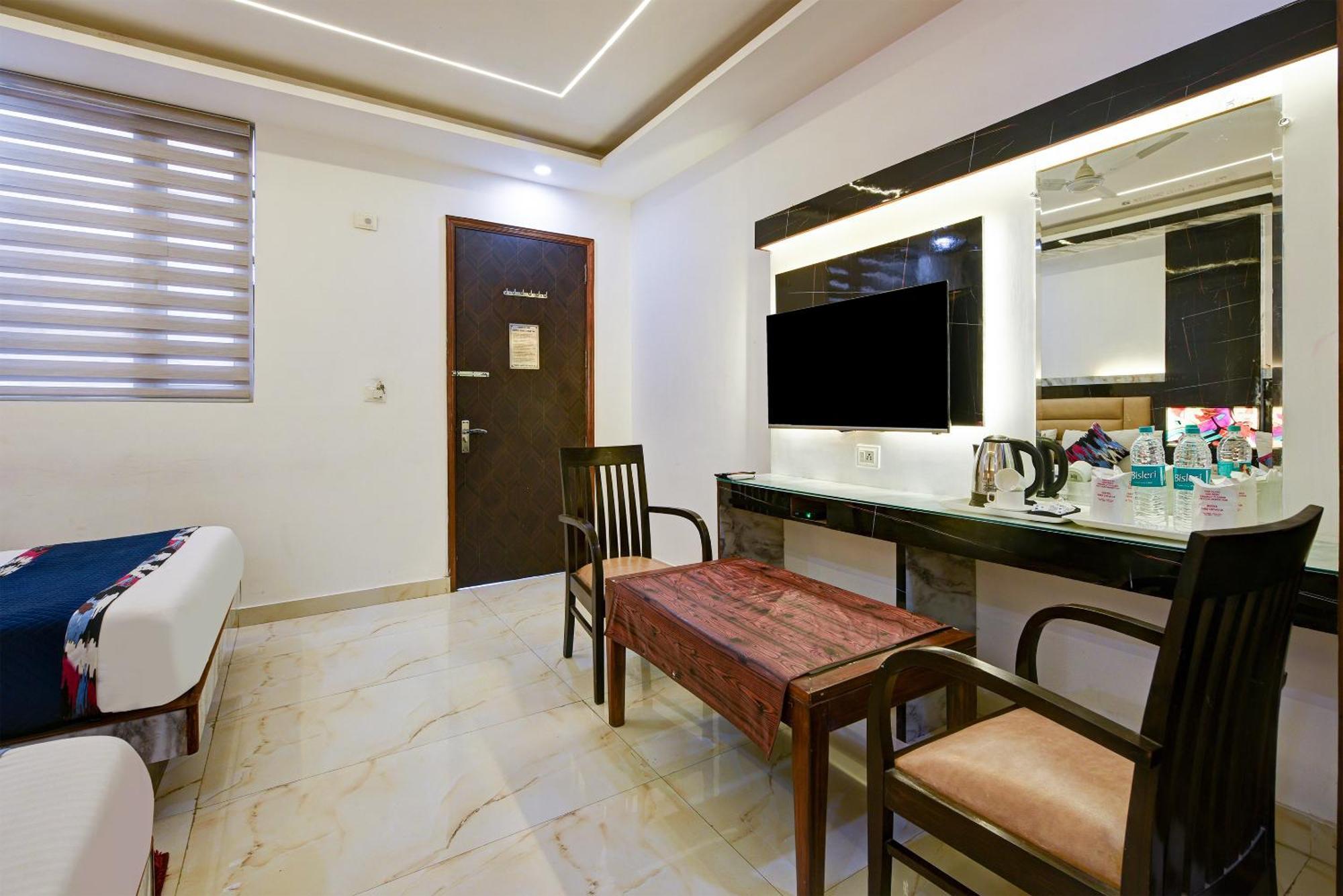 Hotel Shri Vinayak In City Centre At New Delhi Railway Station-By Rcg Hotels Esterno foto