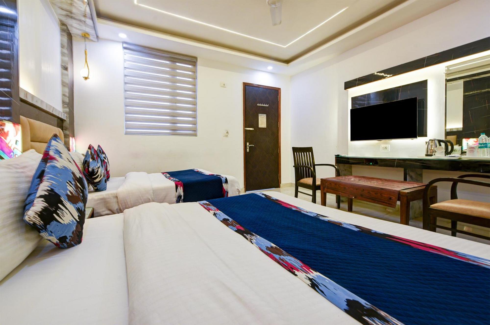 Hotel Shri Vinayak In City Centre At New Delhi Railway Station-By Rcg Hotels Esterno foto