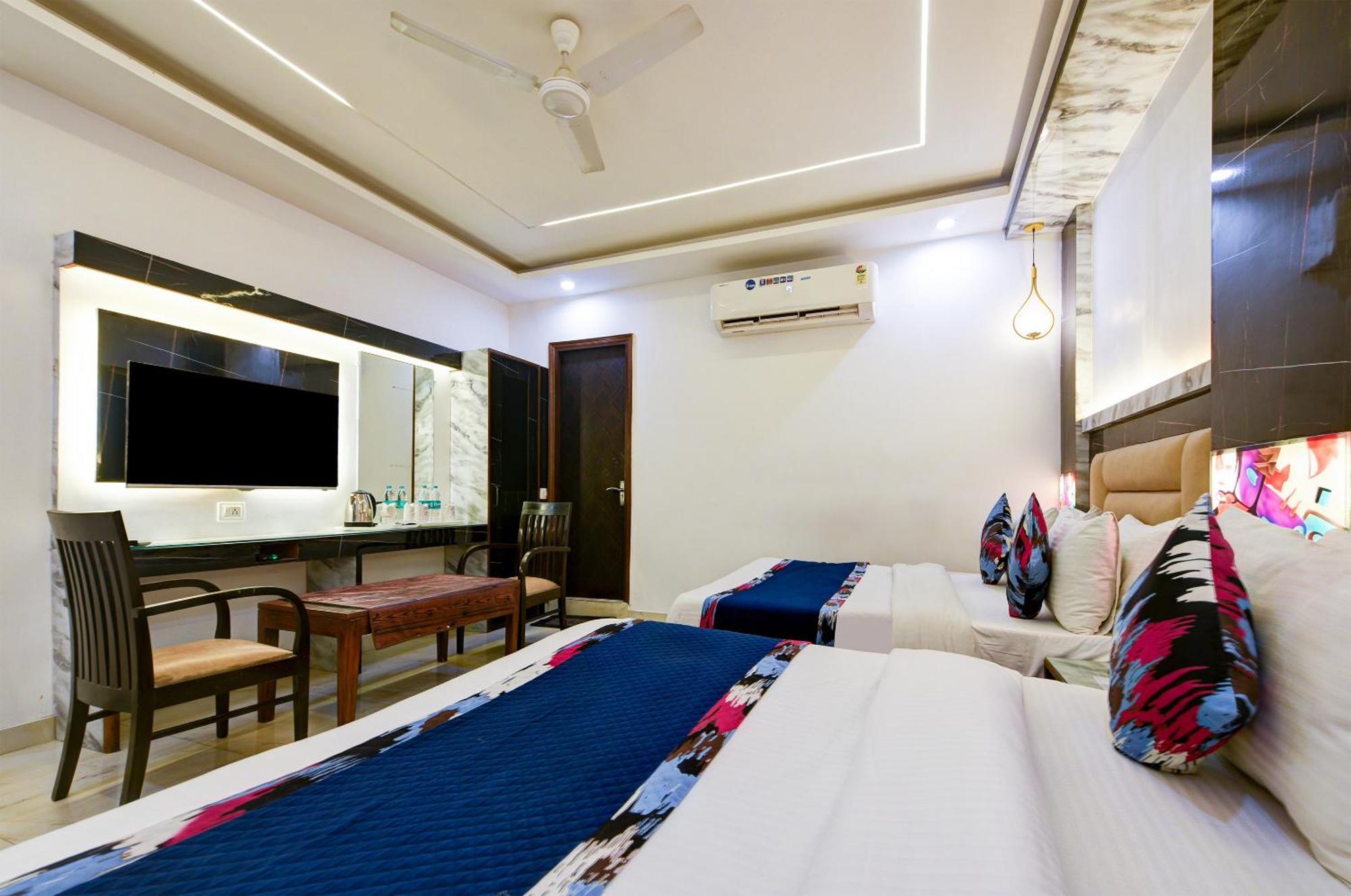 Hotel Shri Vinayak In City Centre At New Delhi Railway Station-By Rcg Hotels Esterno foto