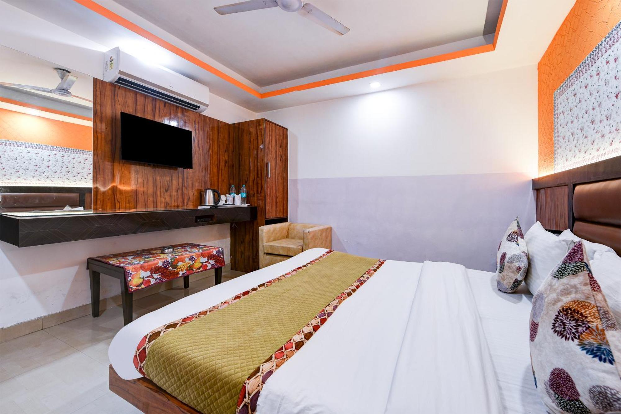 Hotel Shri Vinayak In City Centre At New Delhi Railway Station-By Rcg Hotels Esterno foto