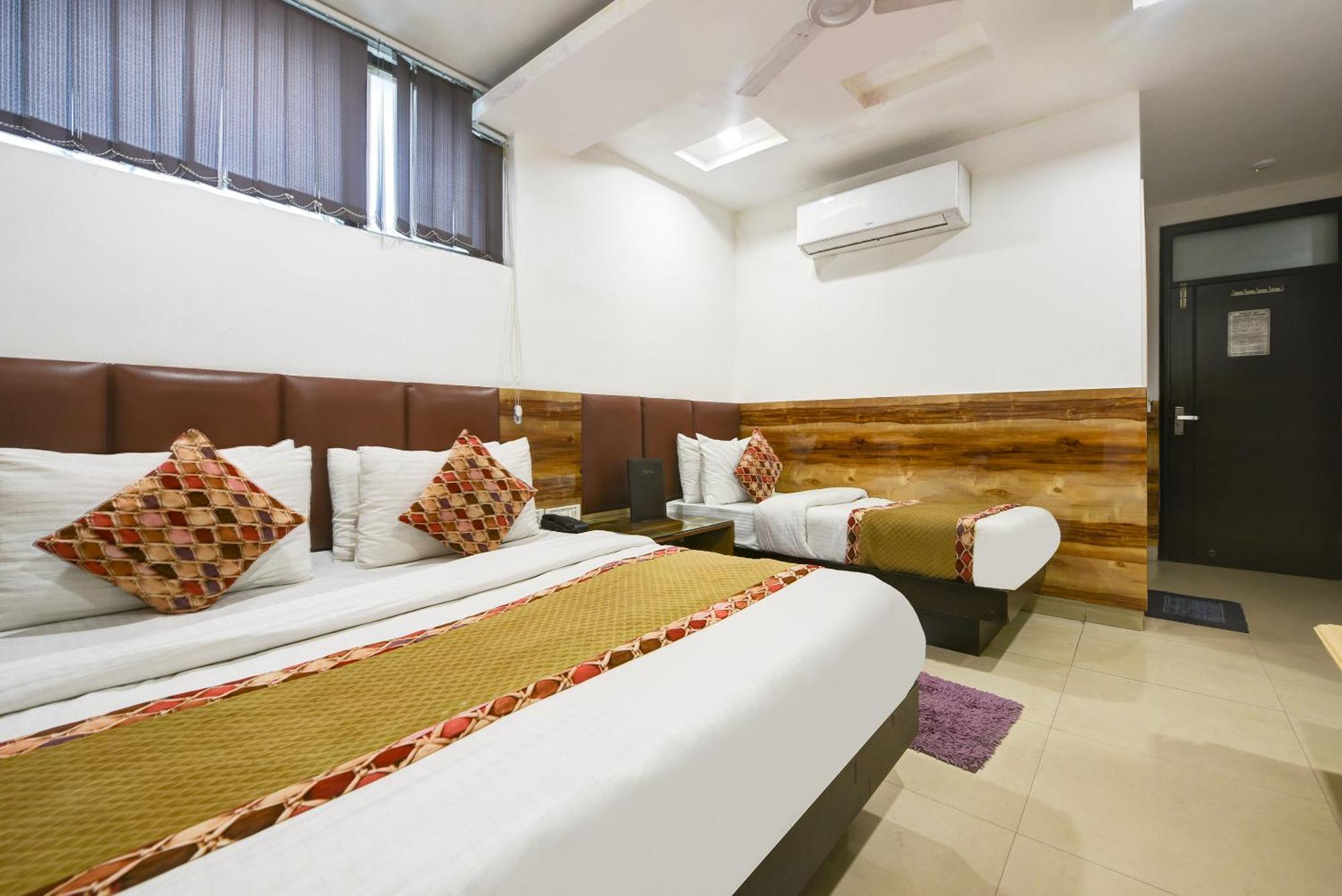 Hotel Shri Vinayak In City Centre At New Delhi Railway Station-By Rcg Hotels Esterno foto