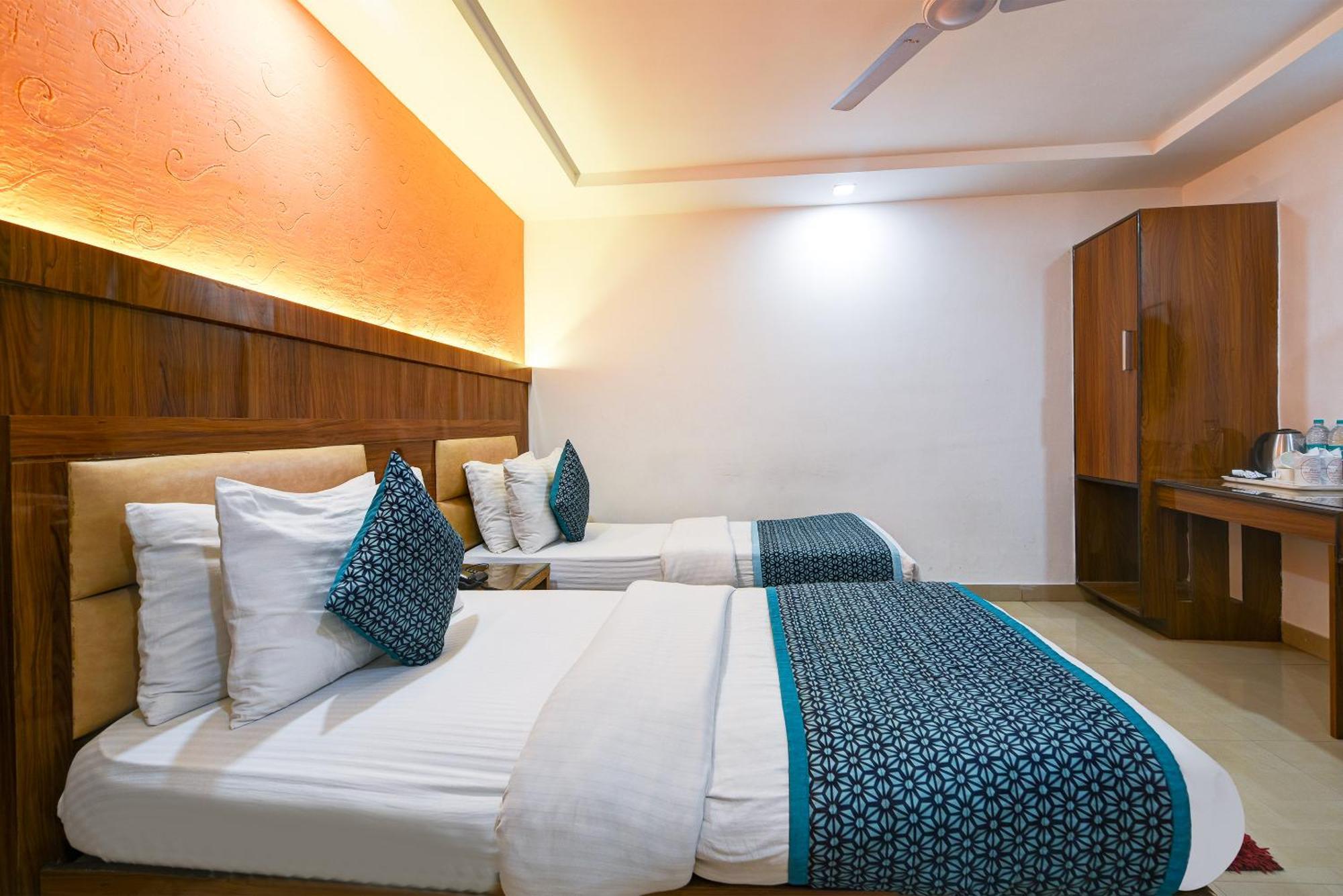 Hotel Shri Vinayak In City Centre At New Delhi Railway Station-By Rcg Hotels Esterno foto