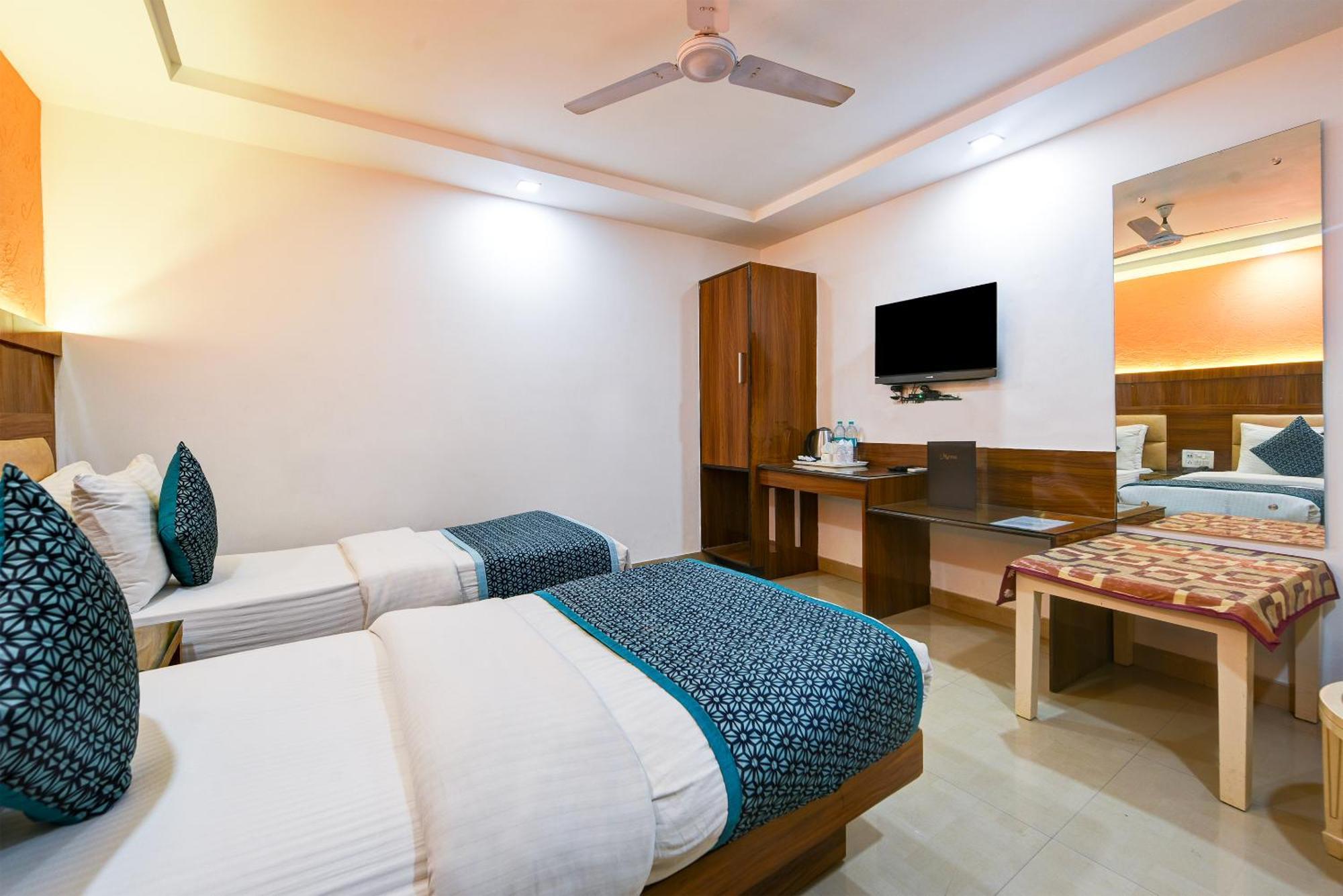 Hotel Shri Vinayak In City Centre At New Delhi Railway Station-By Rcg Hotels Esterno foto