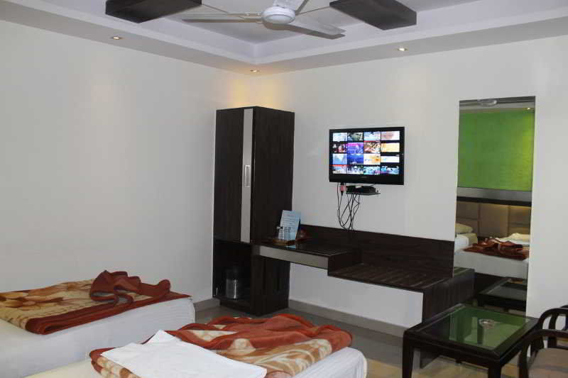 Hotel Shri Vinayak In City Centre At New Delhi Railway Station-By Rcg Hotels Esterno foto