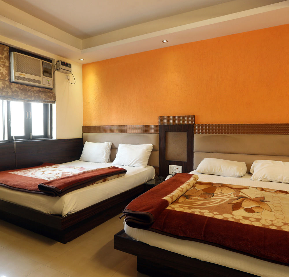 Hotel Shri Vinayak In City Centre At New Delhi Railway Station-By Rcg Hotels Esterno foto