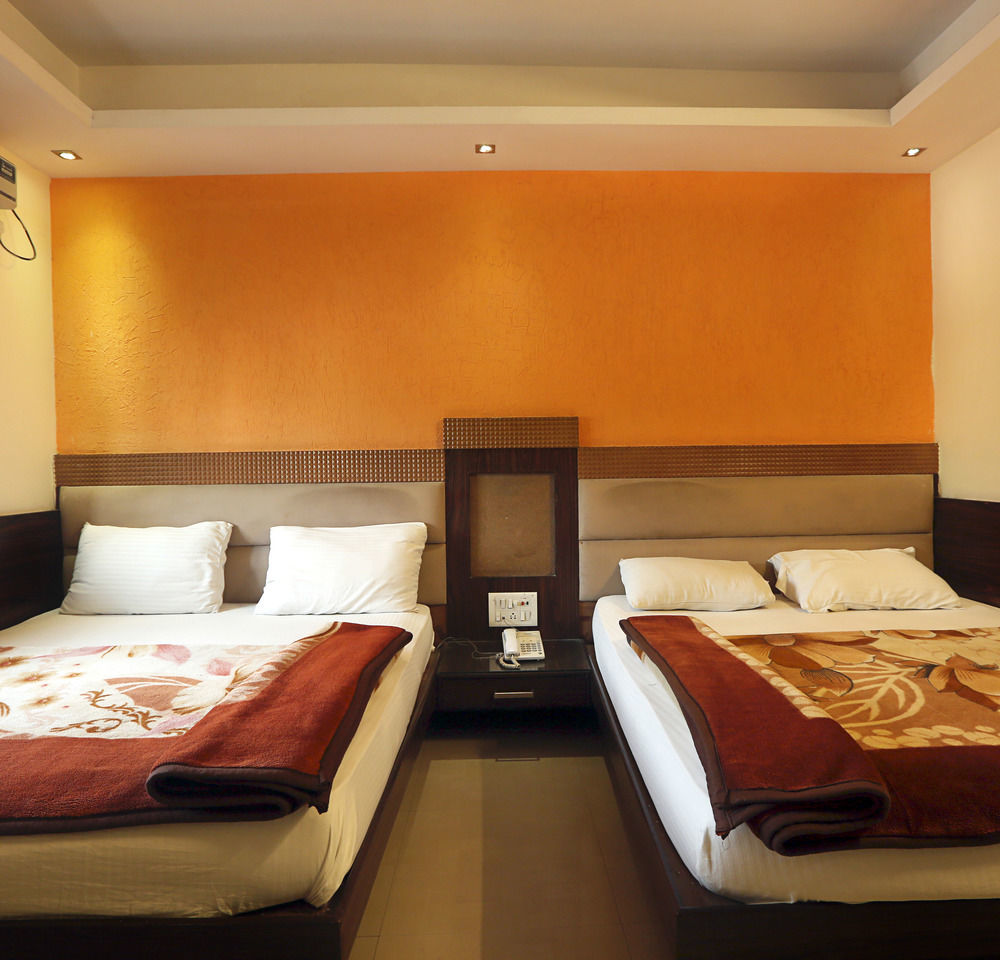 Hotel Shri Vinayak In City Centre At New Delhi Railway Station-By Rcg Hotels Esterno foto