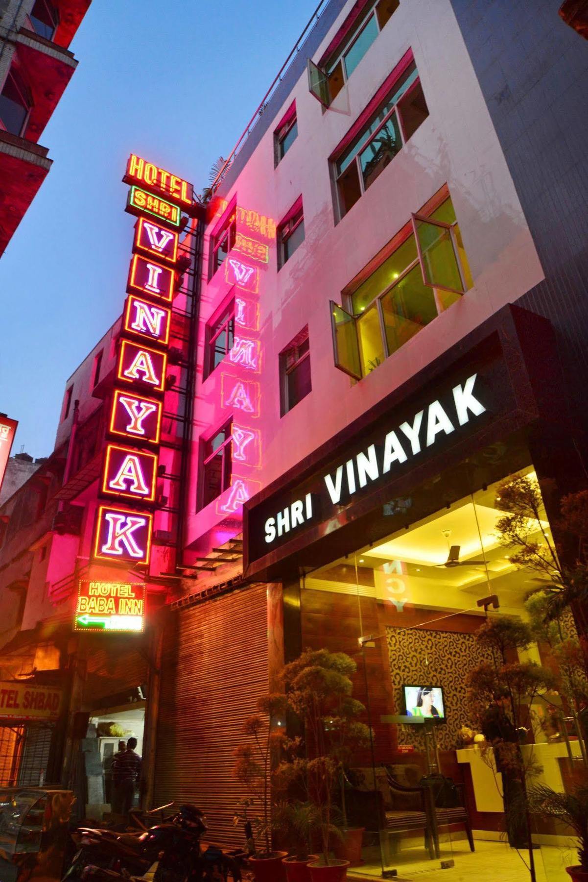 Hotel Shri Vinayak In City Centre At New Delhi Railway Station-By Rcg Hotels Esterno foto